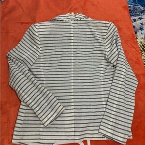 New gap brand cotton jacket size 4, cream with blue lines.